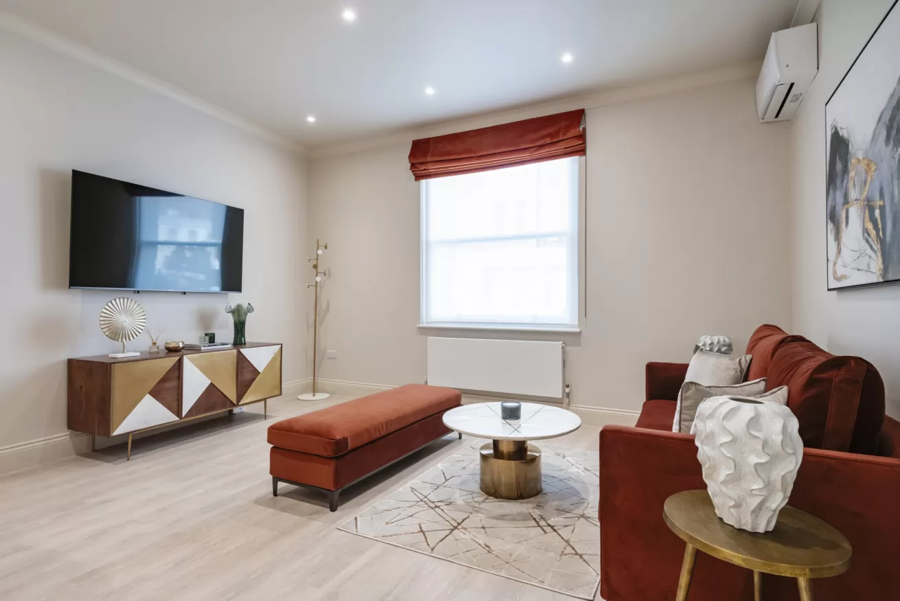 Suite 1: 3 bedroom luxury serviced apartment at 3 Connaught Street, London W2